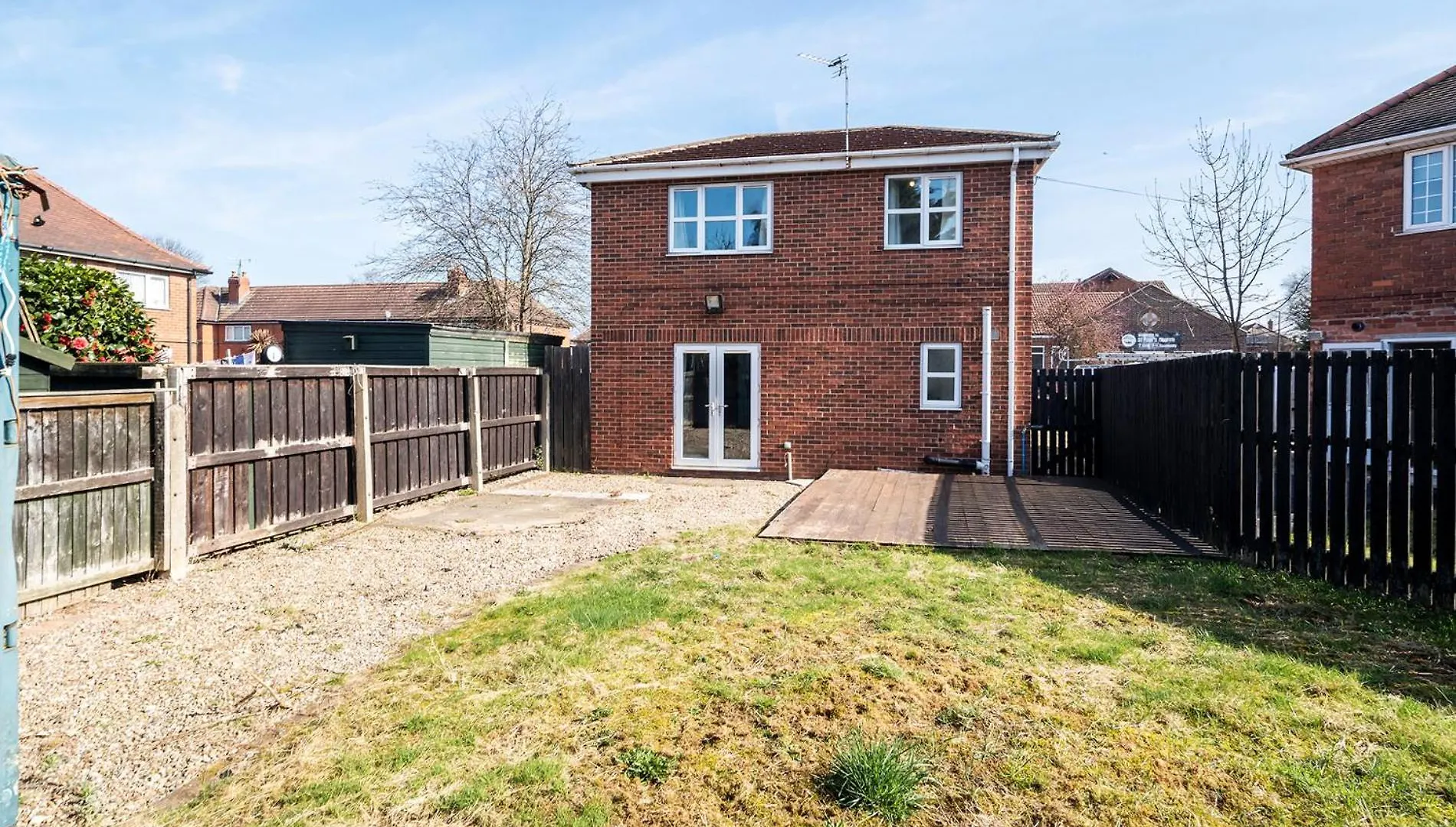 4Bdr House,8 Guests, Contractor Stays , Holiday Home, Free Parking, Reliable Wifi, Worksite And Amenities Nearby!